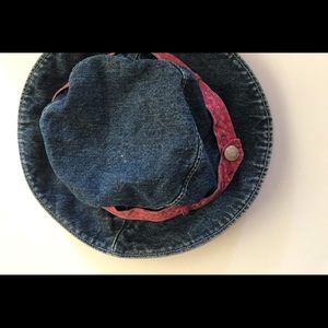 👶🏻Vintage Osh Kosh Jean Hat 12-24 mo